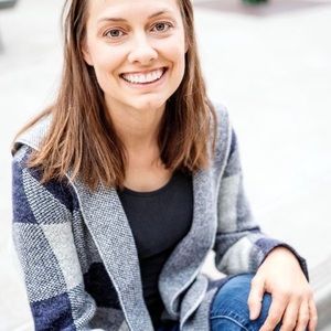 Meet your Posher, Elizabeth